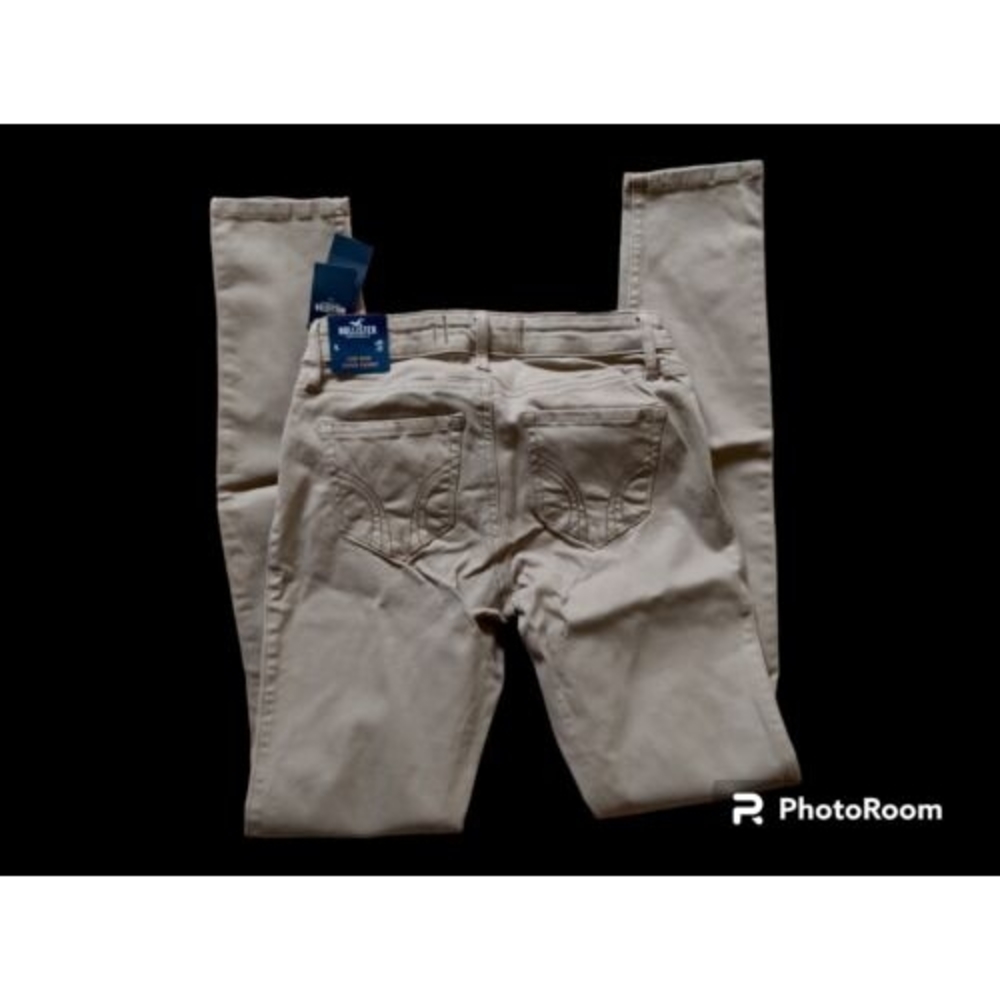 Hollister Beige Low-Rise Super Skin Jeans Pants Size 1L 25W | 32L‎ NWT